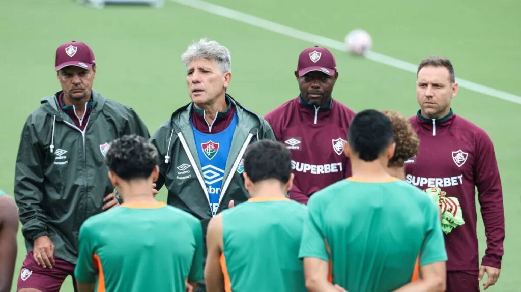 Renato Gaúcho conversou com os jogadores do Flu sobre a importância do jogo (Foto: Divulgação)