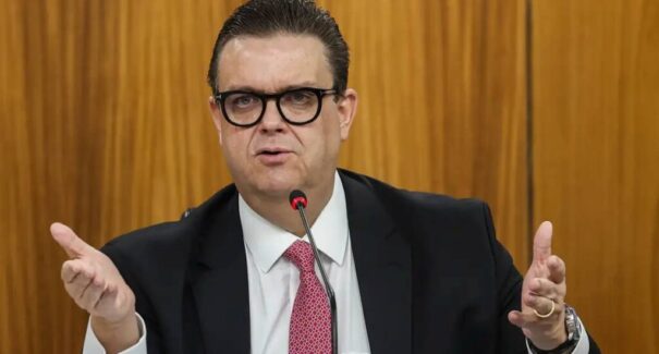 Mais de 2 milhões estão aptos a serem ressarcidos, diz ministro da Previdência
