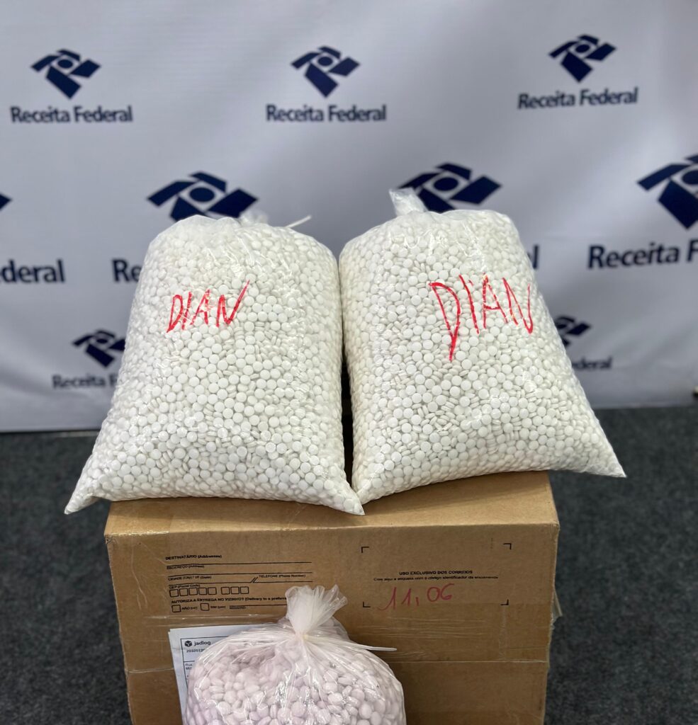 Receita Federal apreende 11 kg de ecstasy em transportadora de São Luís - (crédito: divulgação/ Receita Federal)