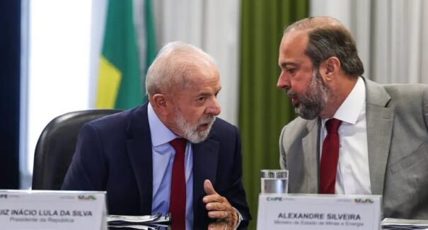 Contas de luz terão desconto de R$ 883 milhões em agosto com bônus da Itaipu