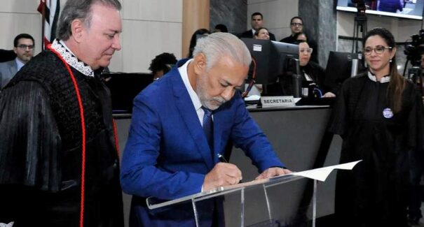 TJMA: Eulálio Figueiredo toma posse como desembargador