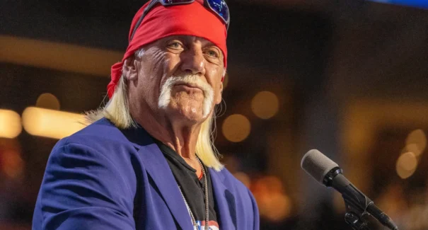 Ator Hulk Hogan, lenda da luta livre, morre aos 71 anos