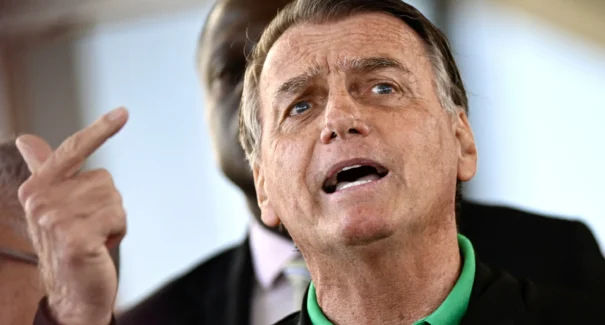 Confira os memes sobre a ação da PF contra o ex-presidente Jair Bolsonaro