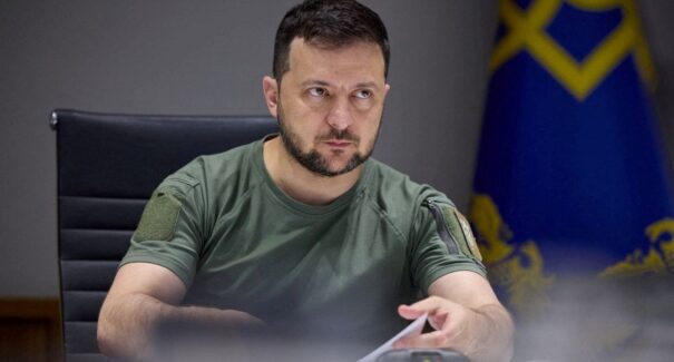 Volodymyr Zelensky nega que Ucrânia cederá território à Rússia