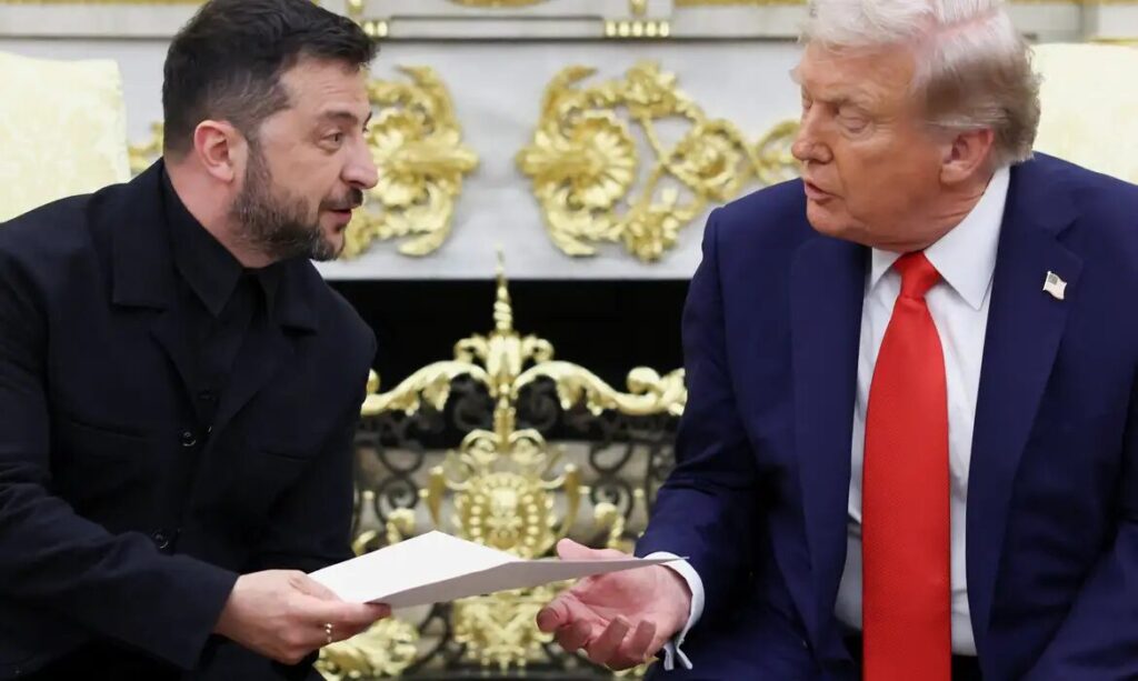 O presidente dos EUA, Donald Trump, recebeu o ucraniano Volodymyr Zelensky na Casa Branca nesta segunda-feira (18/8) (Foto: Reuters)