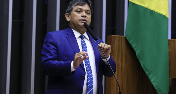 Márcio Jerry propõe projeto de compensação a setores atingidos por sanções estrangeiras
