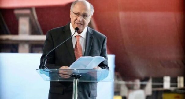 Plano para conter decreto de Trump: Alckmin acelera pacote que visa reduzir impactos do tarifaço