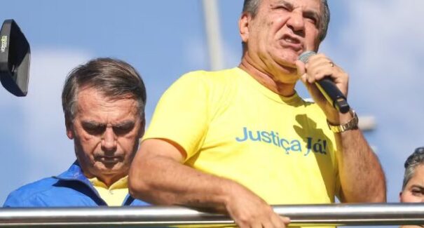 Silas Malafaia tenta obter lucro de vídeos com áudios de conversas com Bolsonaro