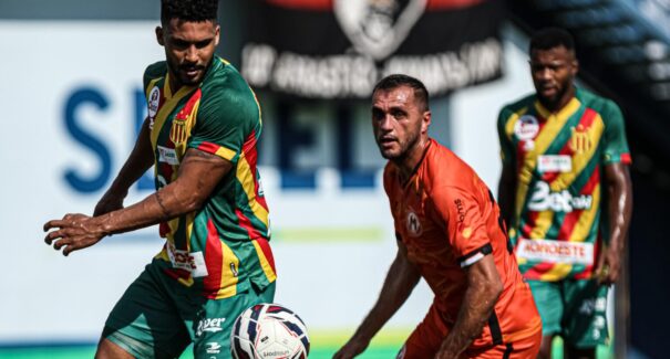 Sampaio Corrêa perde em Manaus e dá adeus ao Campeonato Brasileiro
