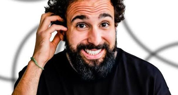 Humorista Murilo Couto apresenta show de stand-up em São Luís e Imperatriz neste fim de semana