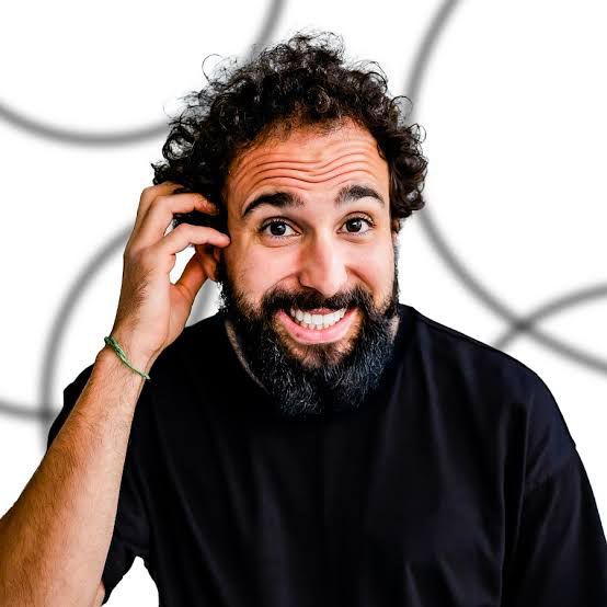 Humorista Murilo Couto apresenta show de stand-up em São Luís e Imperatriz neste fim de semana