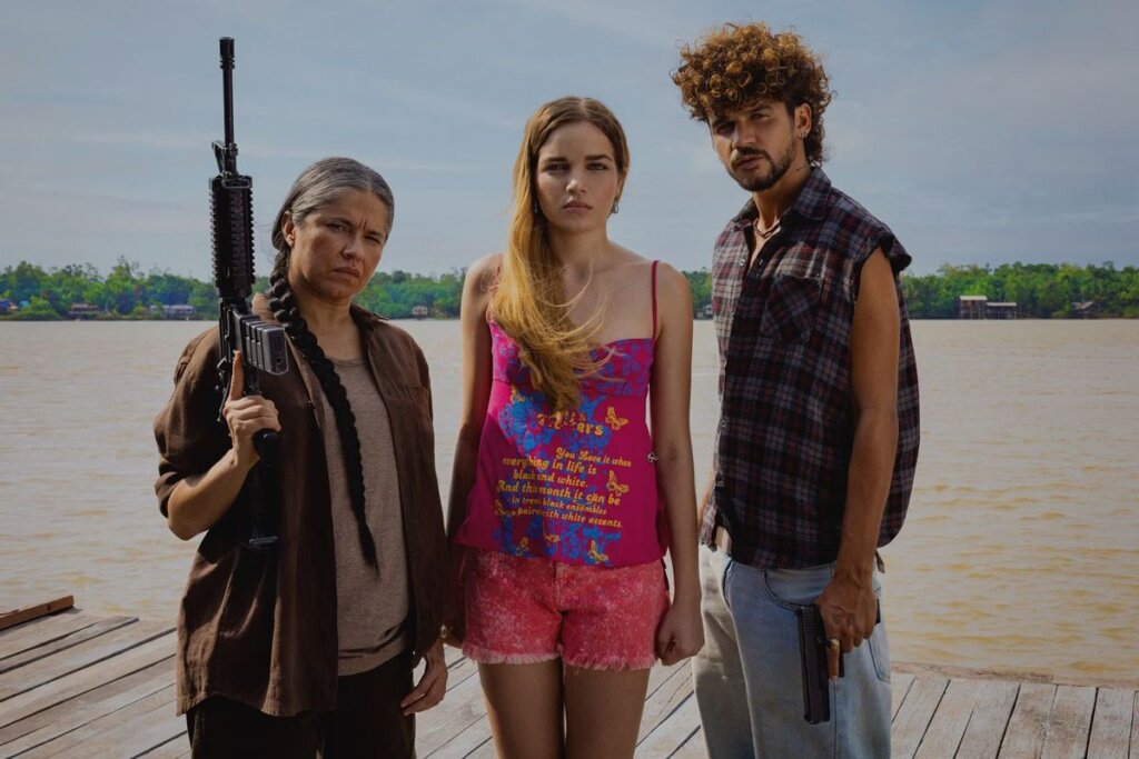 “Pssica” acompanha a história de três personagens cujos destinos se cruzam de forma inesperada nos rios da Amazônia (Foto: Reprodução digital | Netflix)
