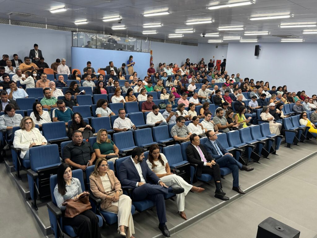 Seminário no TCE debate soluções para encerramento de lixões no Maranhão