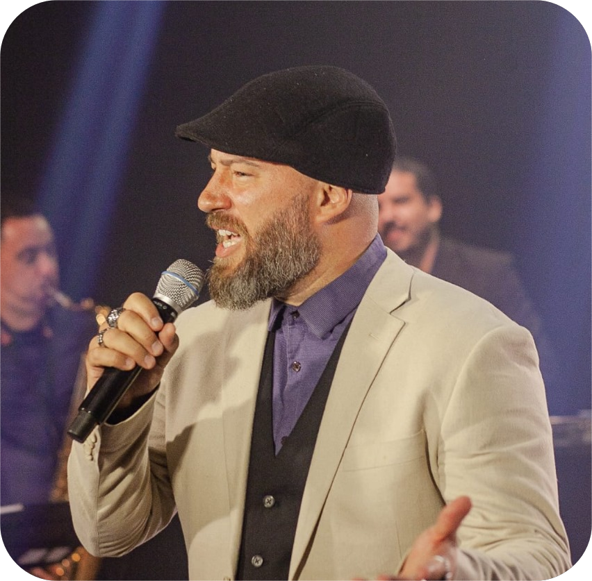 Villa do Vinho Bistrô celebra 12 anos com show de Sampél e Rodízio de Vinhos