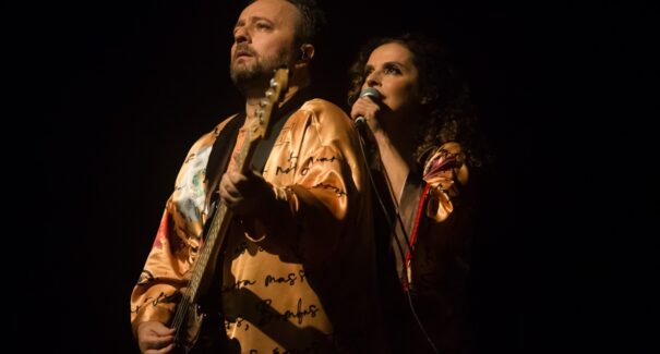 NU’ZS Duo apresenta espetáculo “Amores”, em homenagem a Roberto e Erasmo Carlos