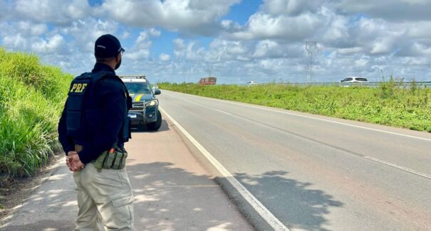Trio é preso com munições escondidas em carro na BR-135, em São Luís