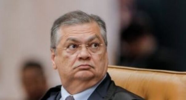 Decisões de Flávio Dino no STF desdobram-se em disputa política no Maranhão