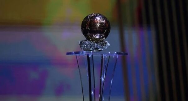 Raphinha, Vini Jr e Botafogo concorrem ao Bola de Ouro 2025