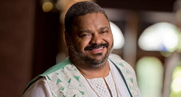 Morre o sambista Arlindo Cruz, aos 66 anos