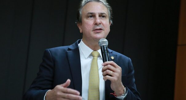 Educação ambiental na COP30 e revolução no ensino técnico marcam agenda do MEC