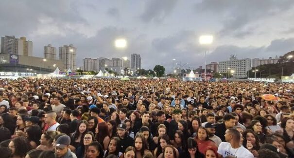 Brasil tem queda na desigualdade em educação, emprego e meio ambiente