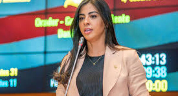 Deputada Daniella nega irregularidades após operação da PF em seu gabinete