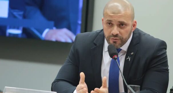 Moraes autoriza Daniel Silveira a fazer tratamento fora da prisão