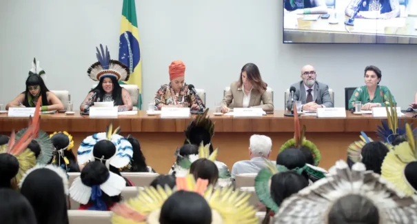 COP30 terá foco em populações vulneráveis e monitora inclusão de indígenas e mulheres nas metas climáticas