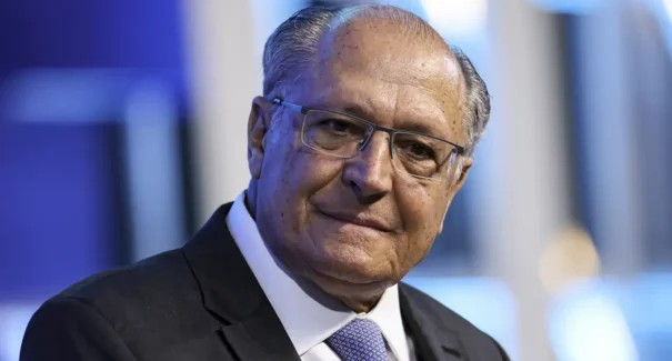 EUA reduzem tarifaço, mas 22% das exportações brasileiras seguem sob sobretaxas