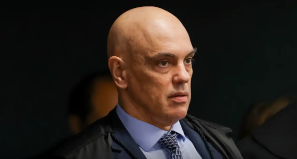 Vorcaro trocou mensagens com Moraes no dia da prisão