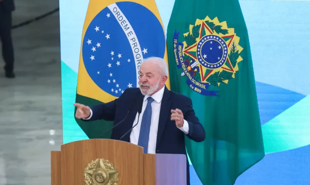 “É hora de impor nova derrota aos negacionistas”, afirma Lula durante encontro na COP30