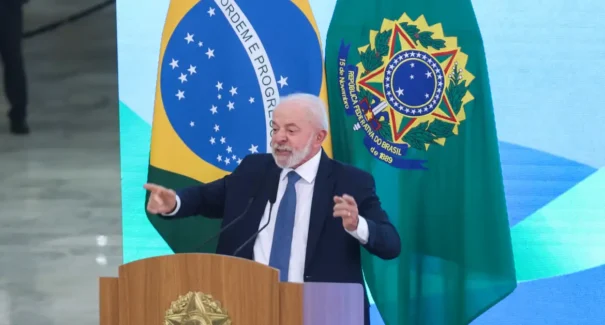 “É hora de impor nova derrota aos negacionistas”, afirma Lula durante encontro na COP30