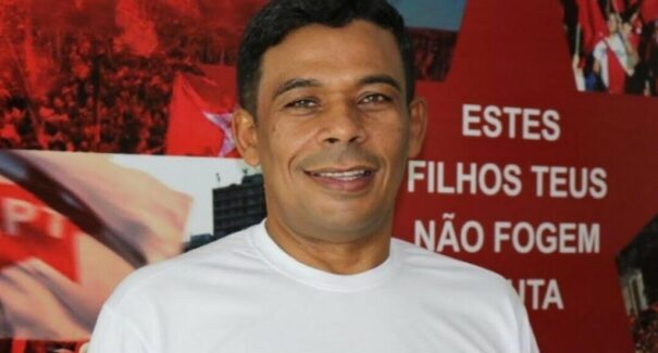 Justiça mantém reeleição do PT-MA, mas suspende posse