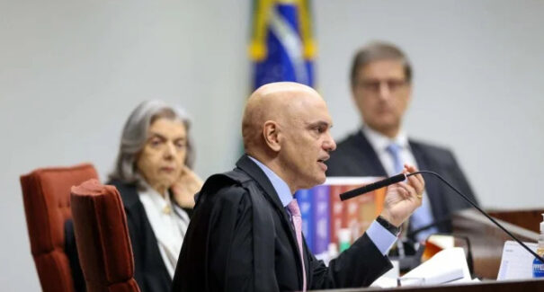 Moraes vota para condenar Bolsonaro e aliados por tentativa de golpe de Estado