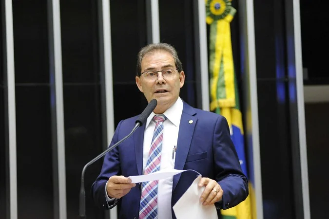 Anistia: Relator já tem versão inicial do texto após ouvir STF
