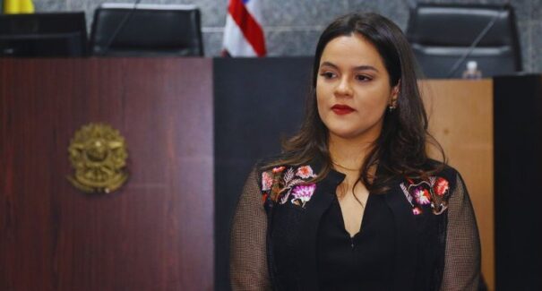 Justiça decide exonerar Amanda Waquim, Procuradora-Geral de Timon