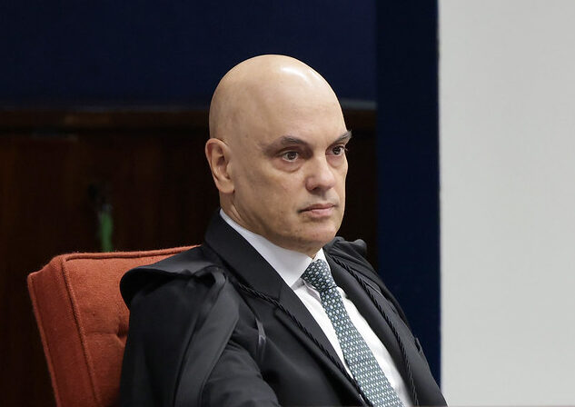 Moraes solicita sessão extra no STF para julgamento de Bolsonaro