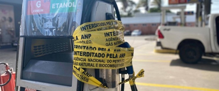 Bomba de combustível interditada (Foto: Divulgação)