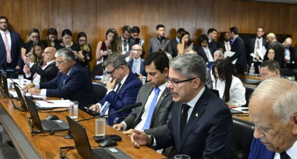 Senado enterra a PEC da Blindagem após rejeição unânime na CCJ