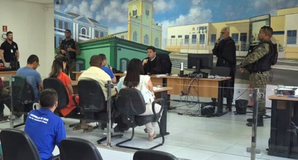 Homem é condenado a mais de 16 anos de prisão por feminicídio em Viana
