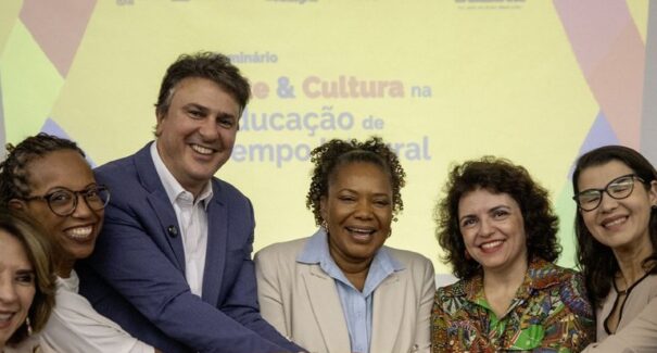 Governo lança programa que integra arte e cultura às escolas de tempo integral
