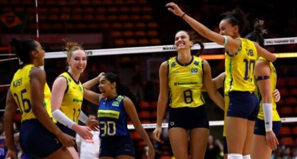 Brasil humilha França e garante vaga na semifinal do Mundial Feminino de Vôlei