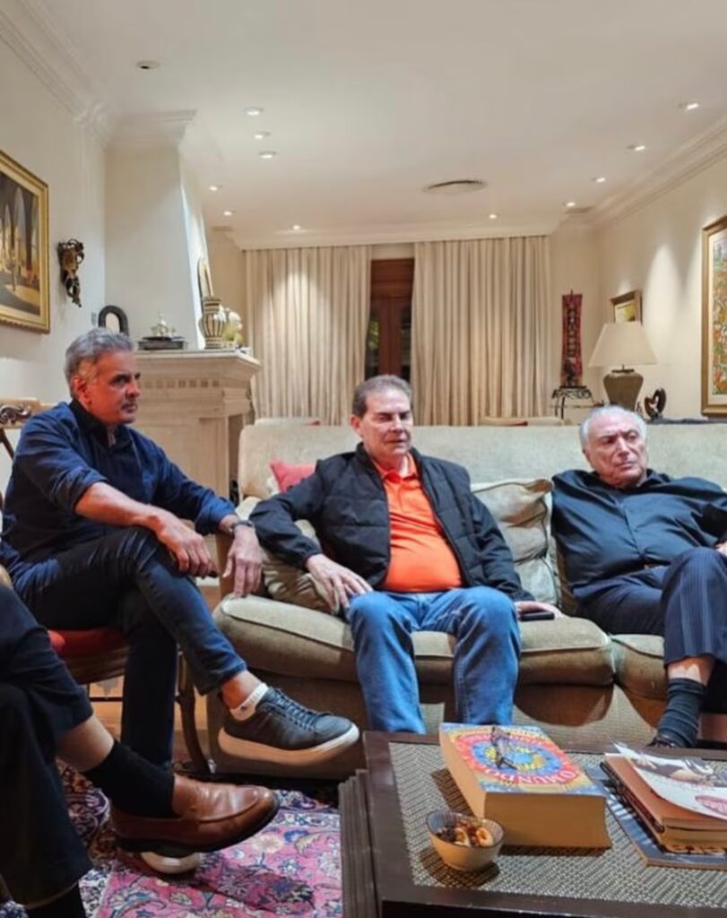 Bolsonarismo mira relator do PL da Anistia e pressiona por perdão total