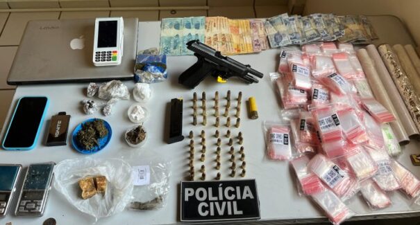 Polícia prende suspeitos e apreende armas em operação contra o tráfico em Parnarama