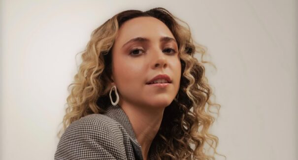 Atriz maranhense Tamie Panet integra elenco da série Vermelho Sangue, do Globoplay