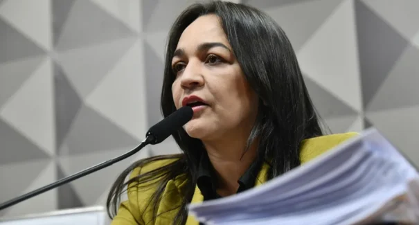 Senadora Eliziane Gama nega convocação de irmã para a CPMI do INSS