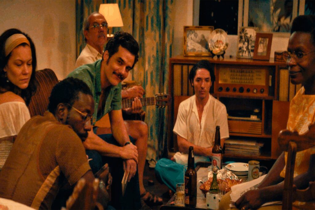 Em “O agente secreto”, Marcelo se vê envolvido em uma trama de segredos e tensão política durante o regime militar no Recife (Foto: Reprodução digital/VITRINE FILMES)