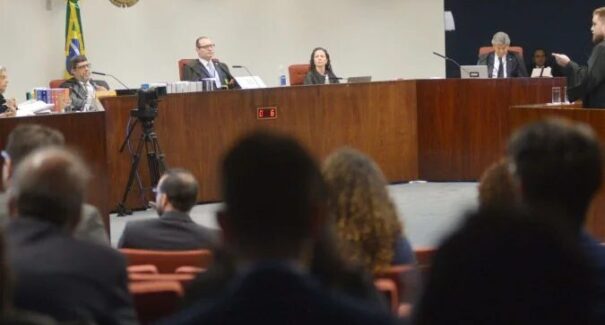 STF agenda sessões extras para o julgamento de Bolsonaro e outros sete réus