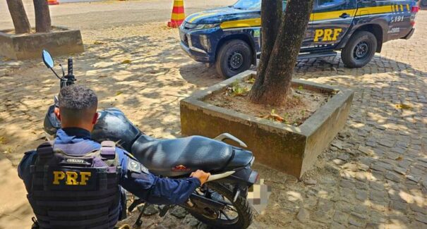 Moto adulterada e com registro de roubo é recuperada na BR-222, em Santa Luzia do Tide