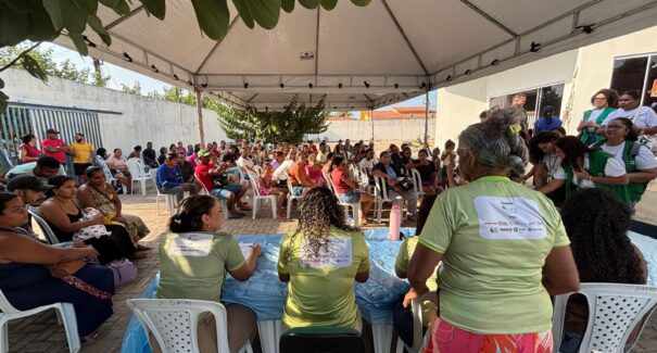 “Defensoria nos Babaçuais” leva serviços a quebradeiras de coco do Maranhão